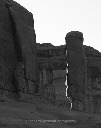 Arches Light BW