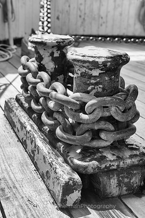 Schooner Chain 2 BW
