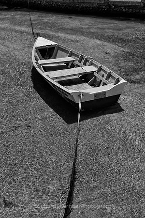 Bow and Stern, BW