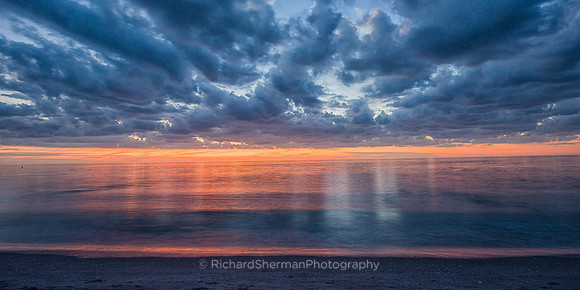 Seam of Sky and Sea, Panorama