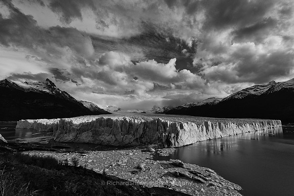 Perito Moreno Glacier BW