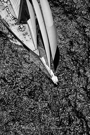 Bowsprit from Above BW