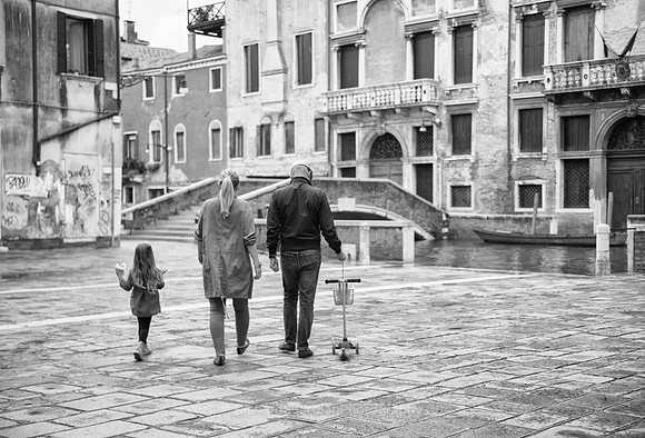 City Stroll BW