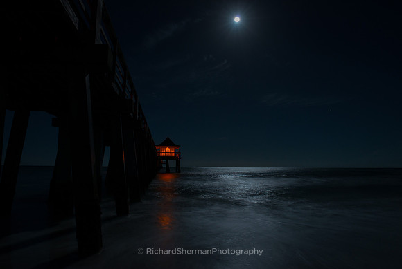 Moonset in Naples Florida