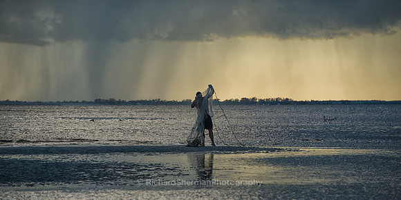 Preparing the Nets, Panorama