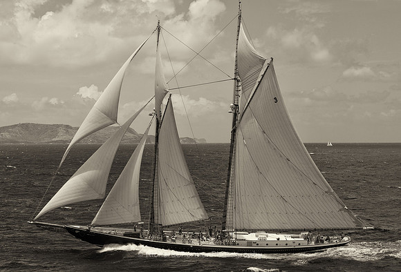 Columbia BW