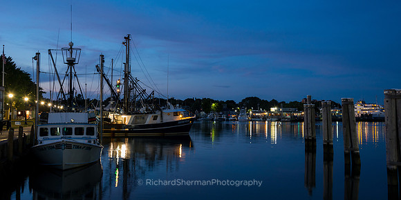 New England Harbor, Panorama